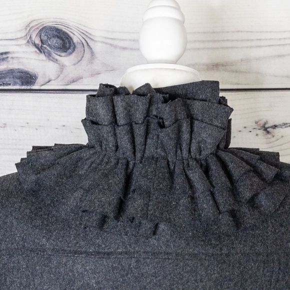 Hinge Gray Ruffle Blazer - Picture 9 of 14